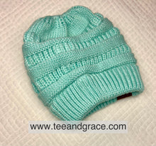 BEANIES (LIMITED STOCK)